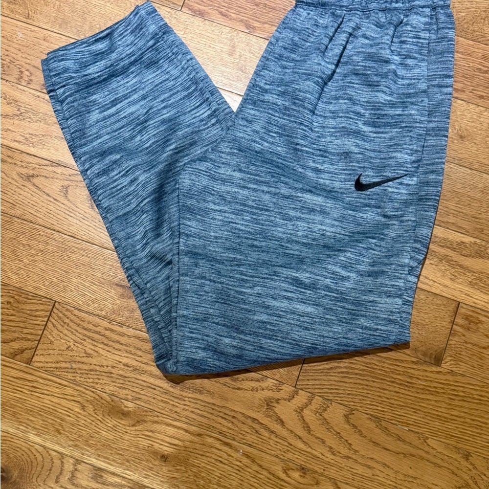Men’s Nike Dri-Fit Basketball Joggers
